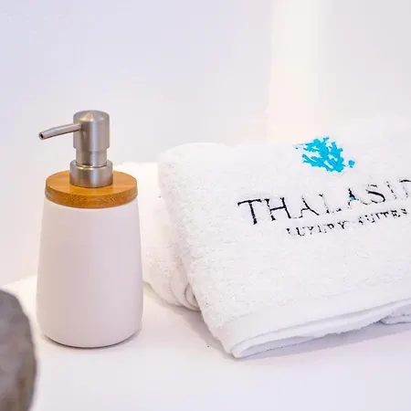 Thalasidi Luxury アパートホテル 4*